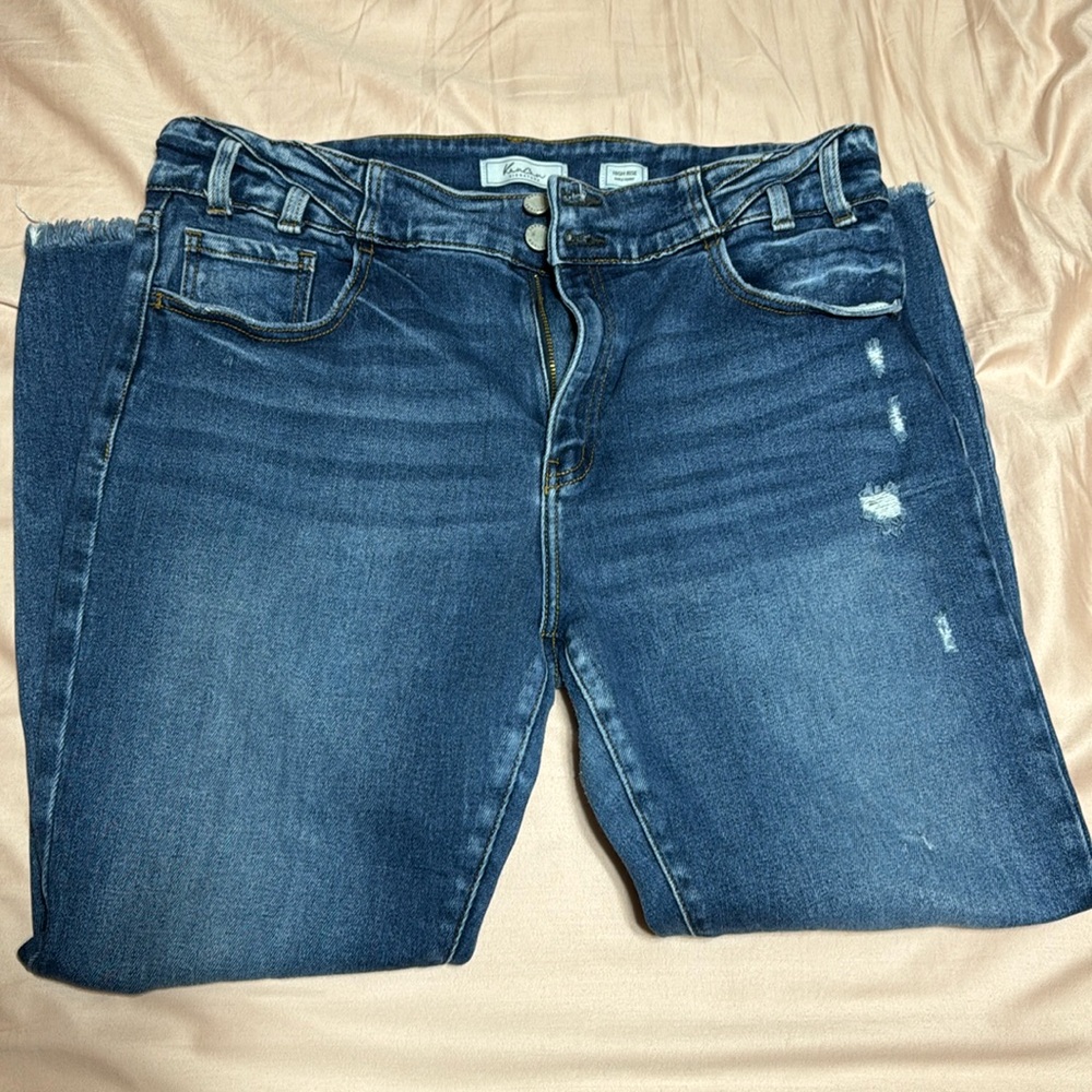 KANCAN JEANS